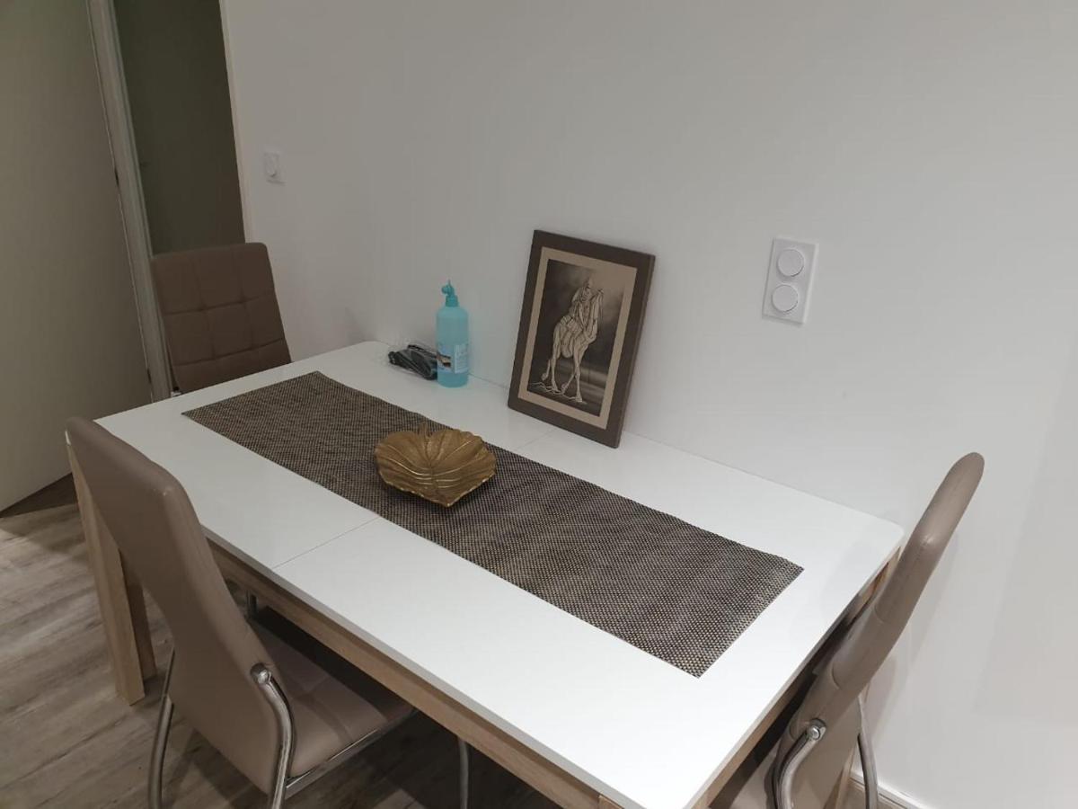 Appartement Cosy Et Chaleureux Lons-le-Saunier Exterior foto